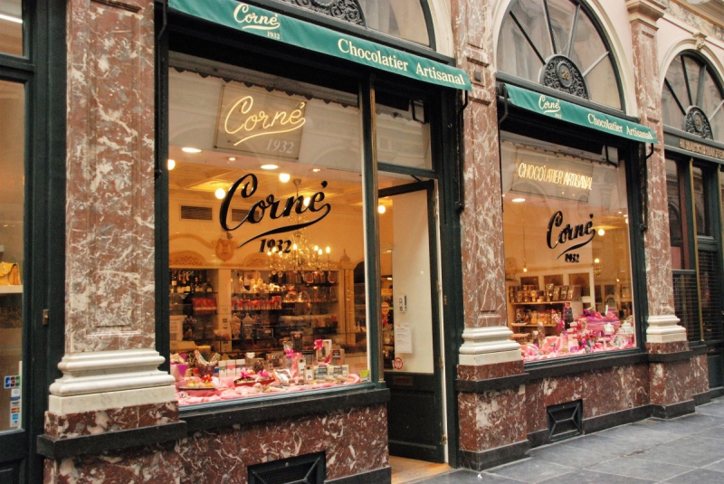 ecommerce-ST ANTONIN DU VAR-min_chocolate_chocolaterie_shop_luxury_chic_gallery_brussels_belgium-558146